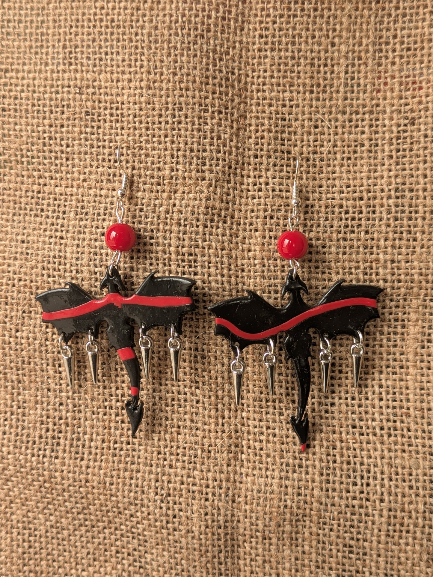Boucles d'oreilles Dragons Rouges et Noirs